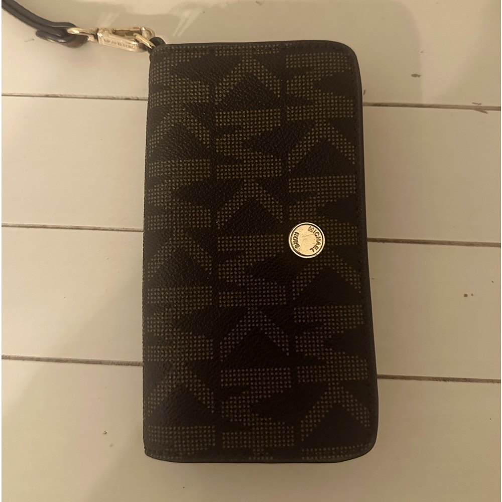 Michael Kors phone case wallet wristlet